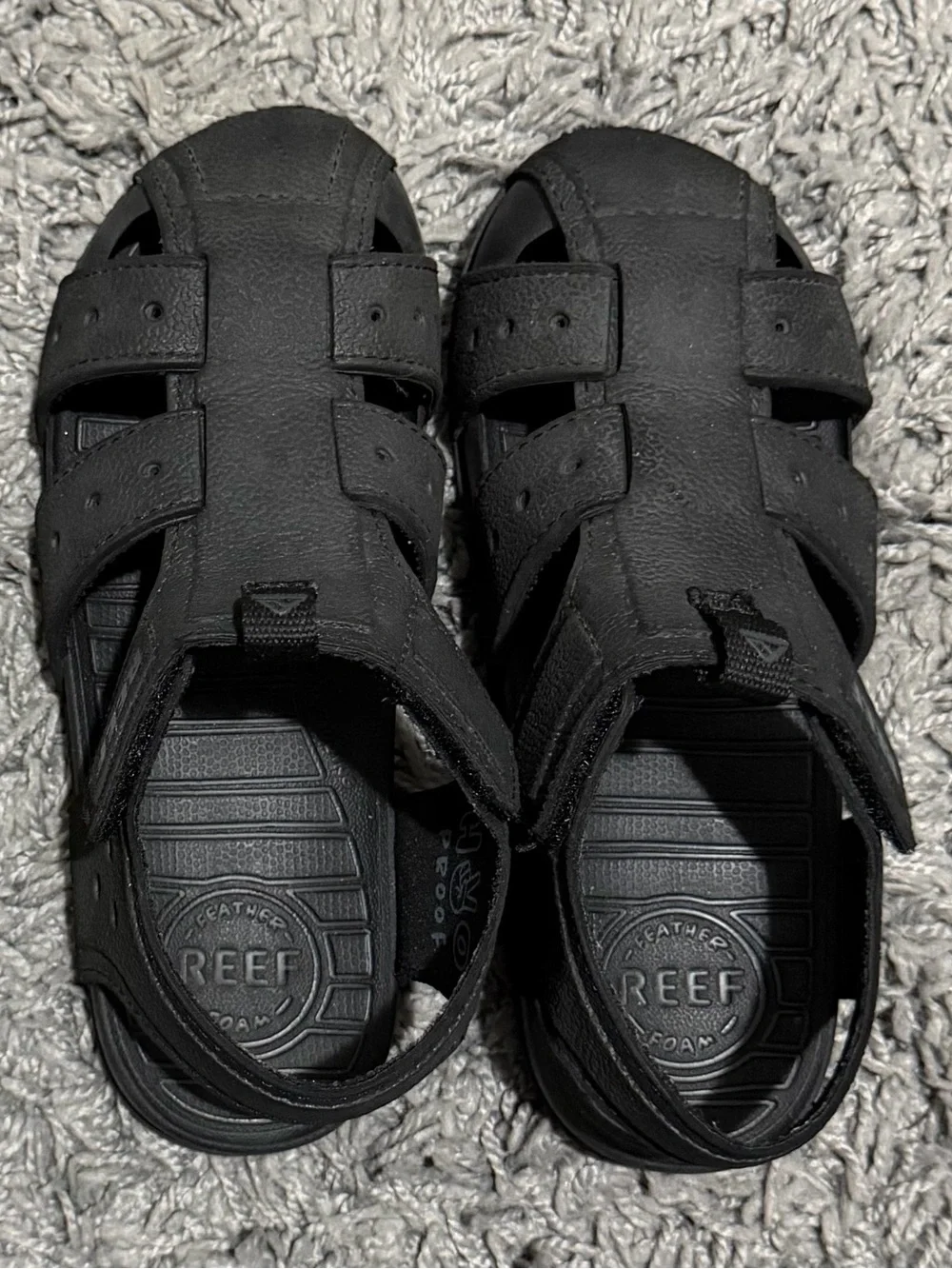 Reef Boy’s Black Fisherman Sandals